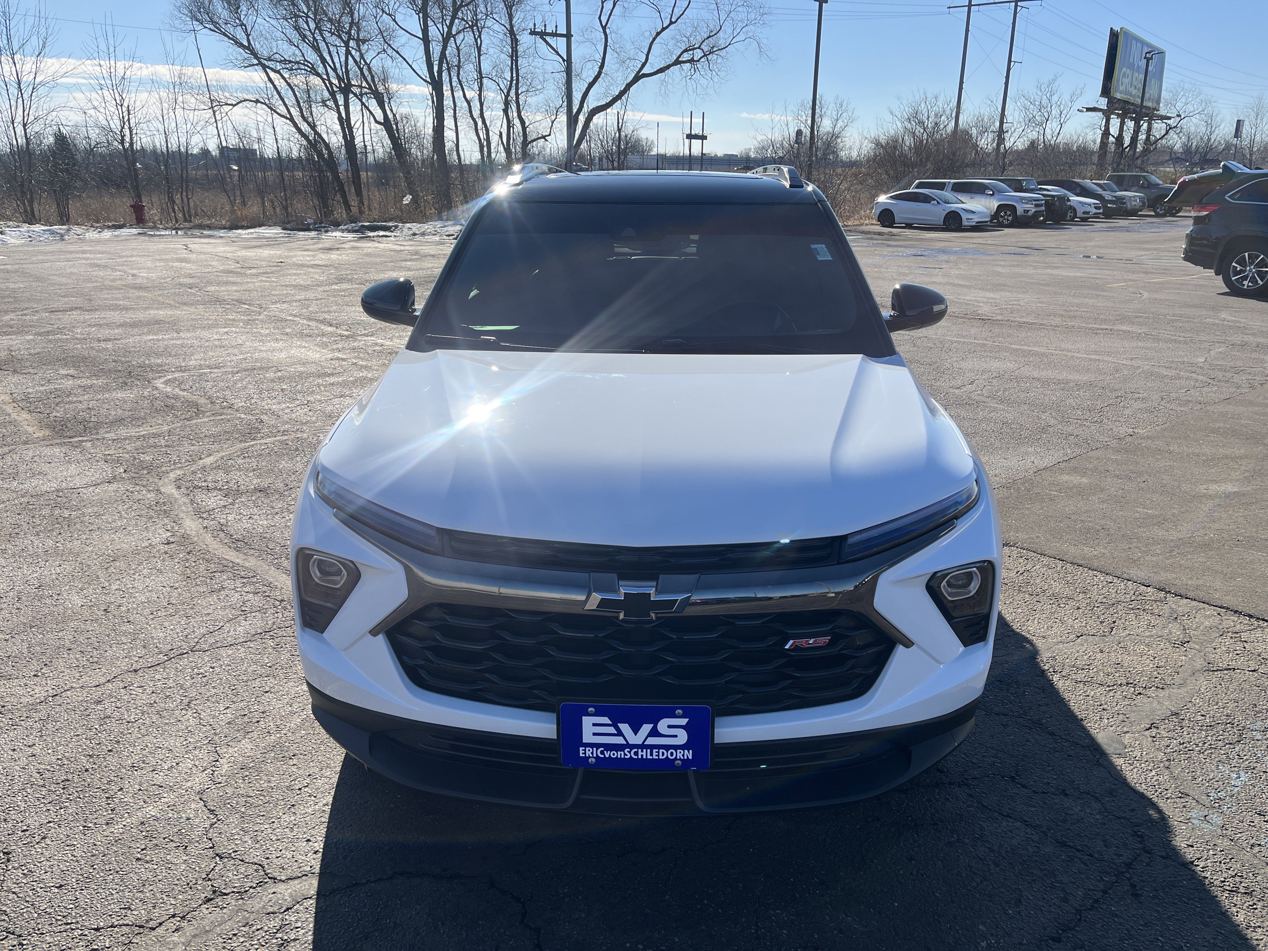 Used 2024 Chevrolet TrailBlazer RS w/ Convenience Package image 2