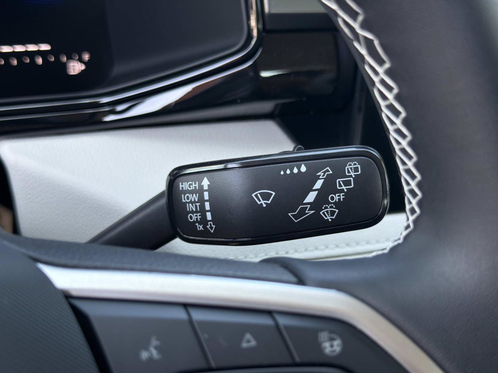 New 2026 Volkswagen Taos S FWD image 20