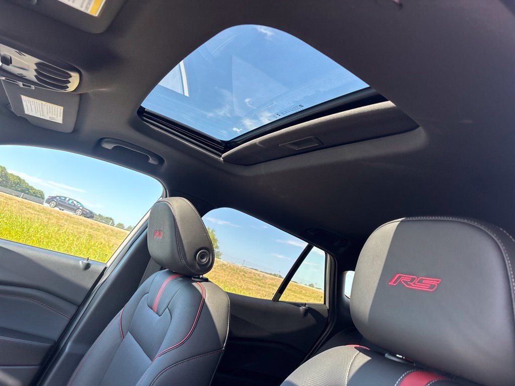 New 2026 Chevrolet Trax RS w/ Sunroof Package FWD image 13