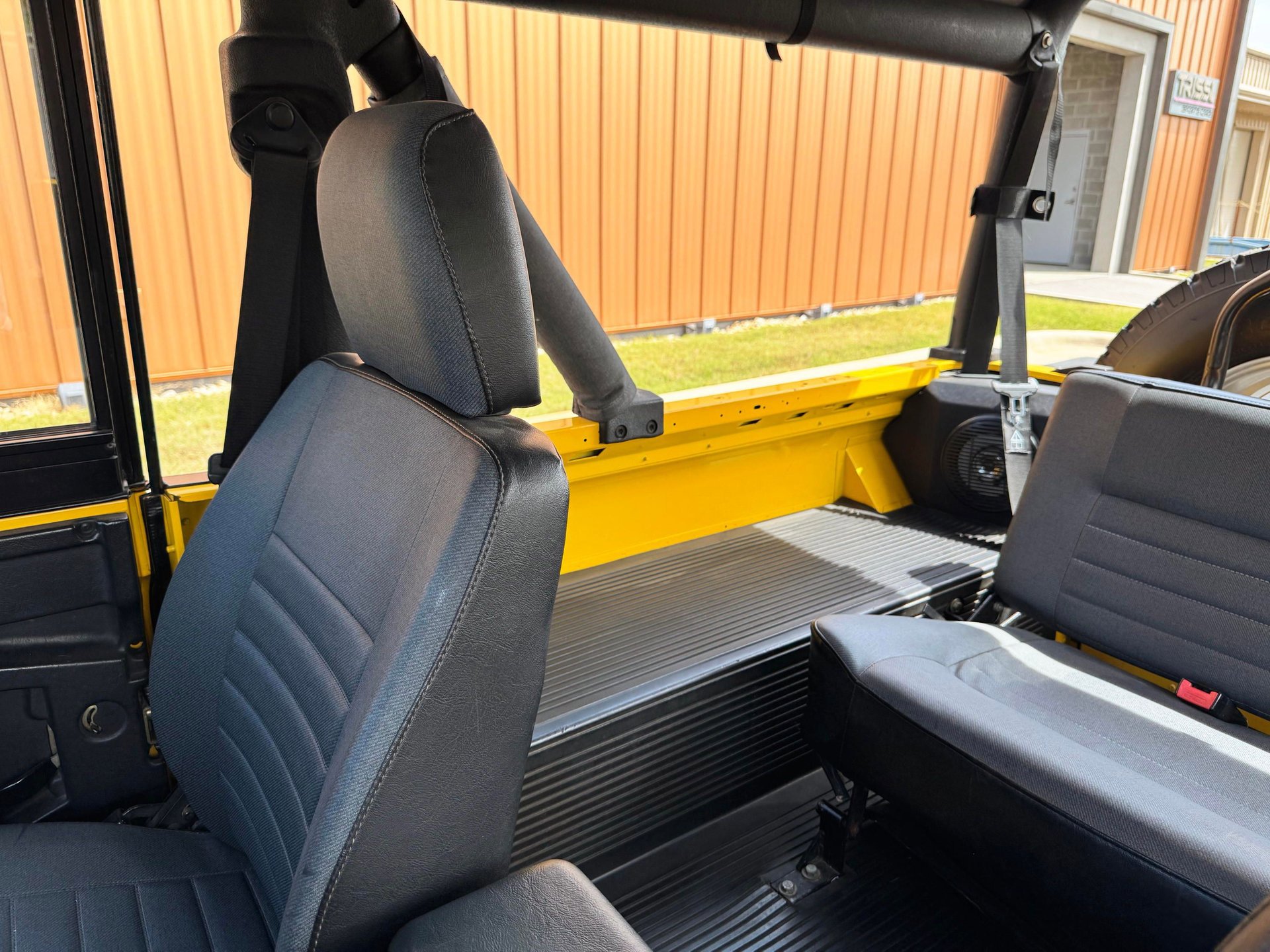 Used 1997 Land Rover Defender 90 AWD/4WD image 34