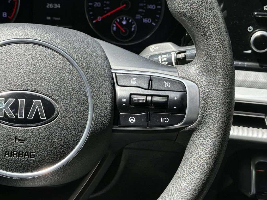 Used 2021 Kia K5 LXS FWD image 21