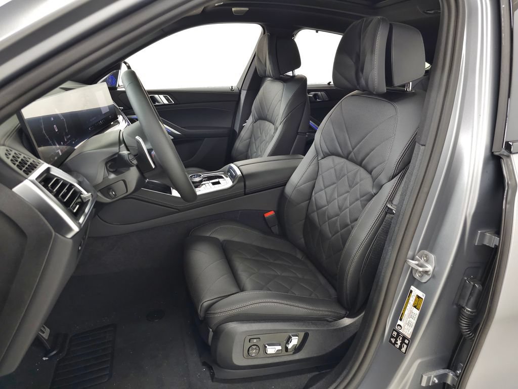 Used 2027 BMW X6 M60i AWD/4WD image 12