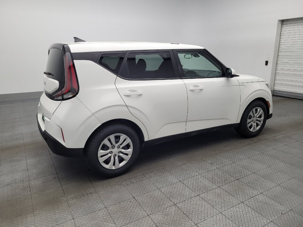 Used 2023 Kia Soul LX FWD image 10