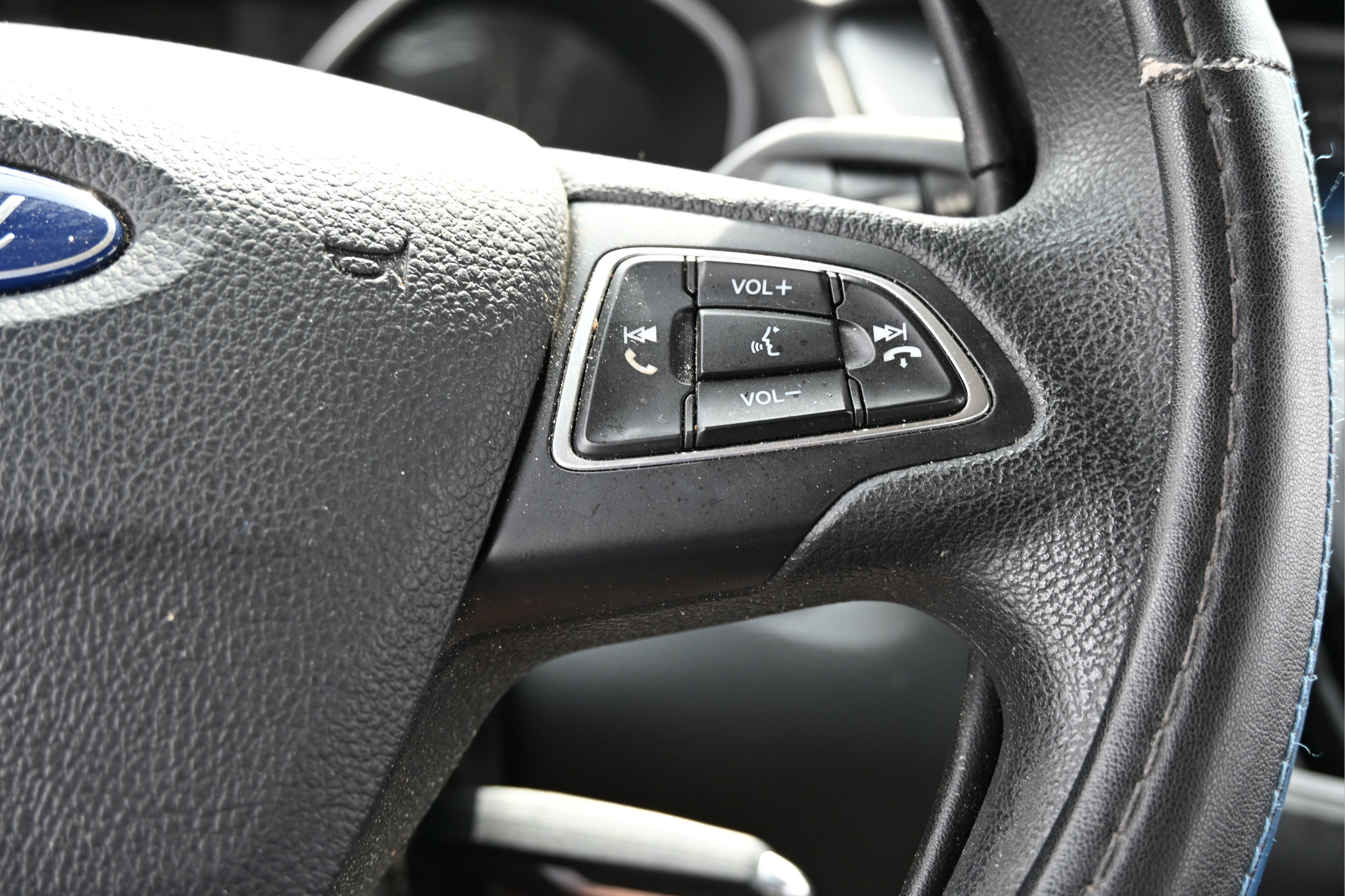 Used 2018 Ford Focus SE FWD image 31