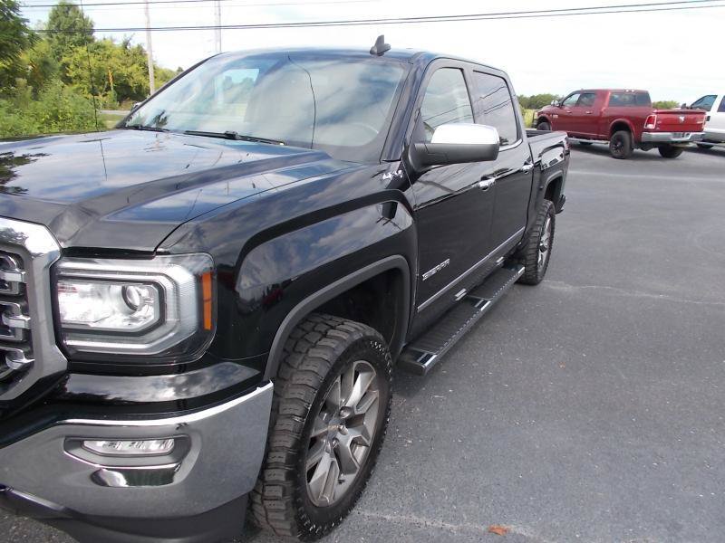 Used 2017 GMC Sierra 1500 SLT w/ SLT Premium Package AWD/4WD image 8