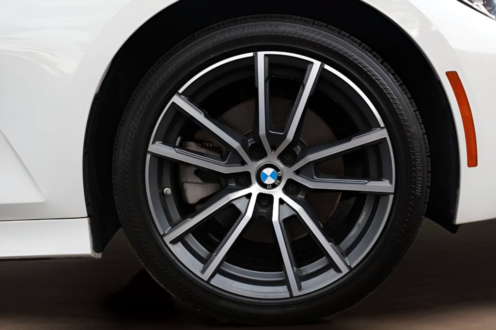 Used 2019 BMW 330i Sedan w/ Convenience Package RWD image 36