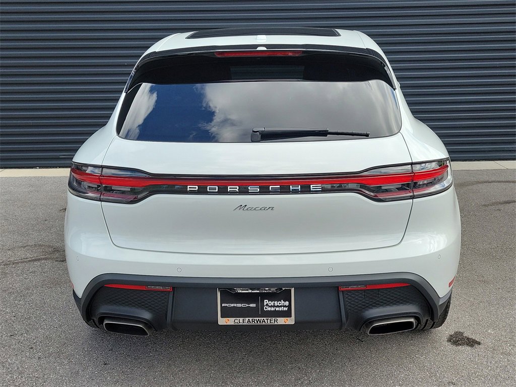 New 2026 Porsche Macan image 4