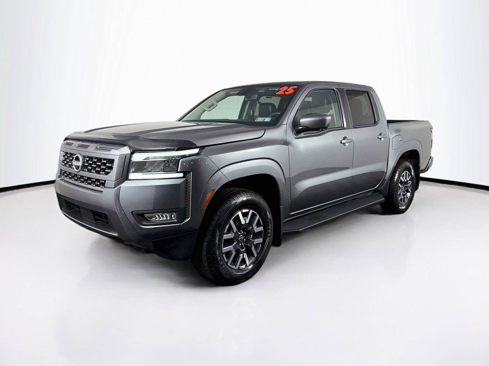 Used 2025 Nissan Frontier SL AWD/4WD image 7