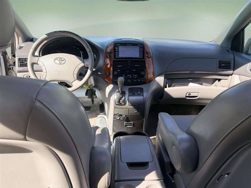 Used 2007 Toyota Sienna XLE AWD/4WD image 30