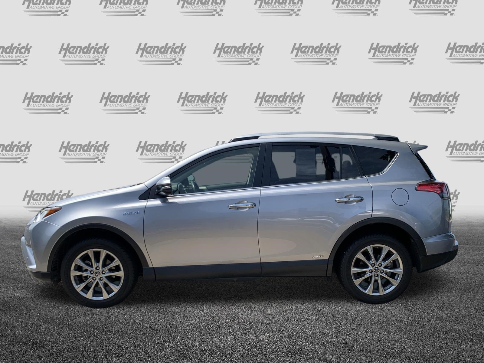Used 2017 Toyota RAV4 Limited AWD/4WD image 7