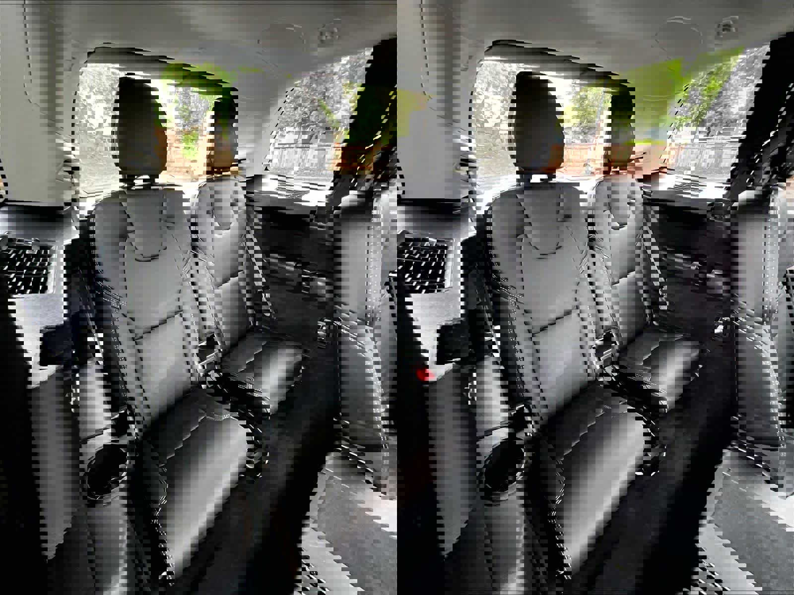 Used 2023 Volvo XC90 B6 Ultimate w/ Protection Package Premier image 30