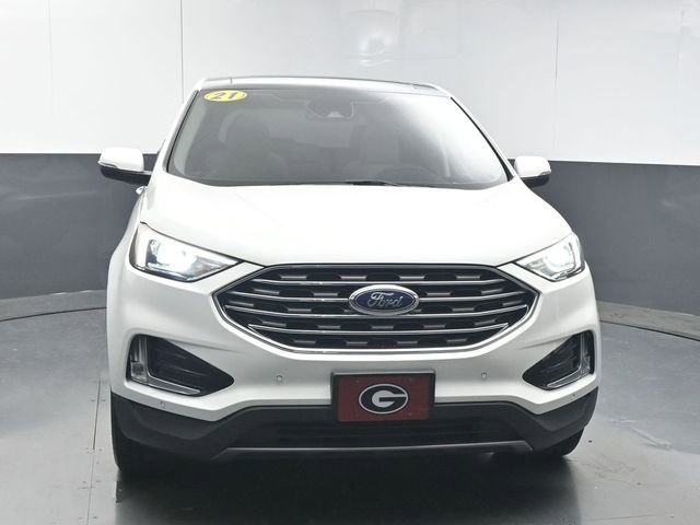 Used 2021 Ford Edge Titanium FWD image 3