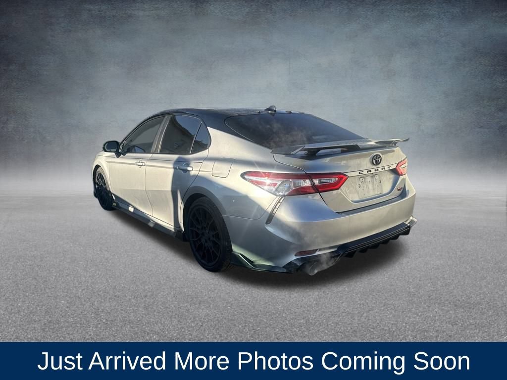 Used 2020 Toyota Camry XSE image 2