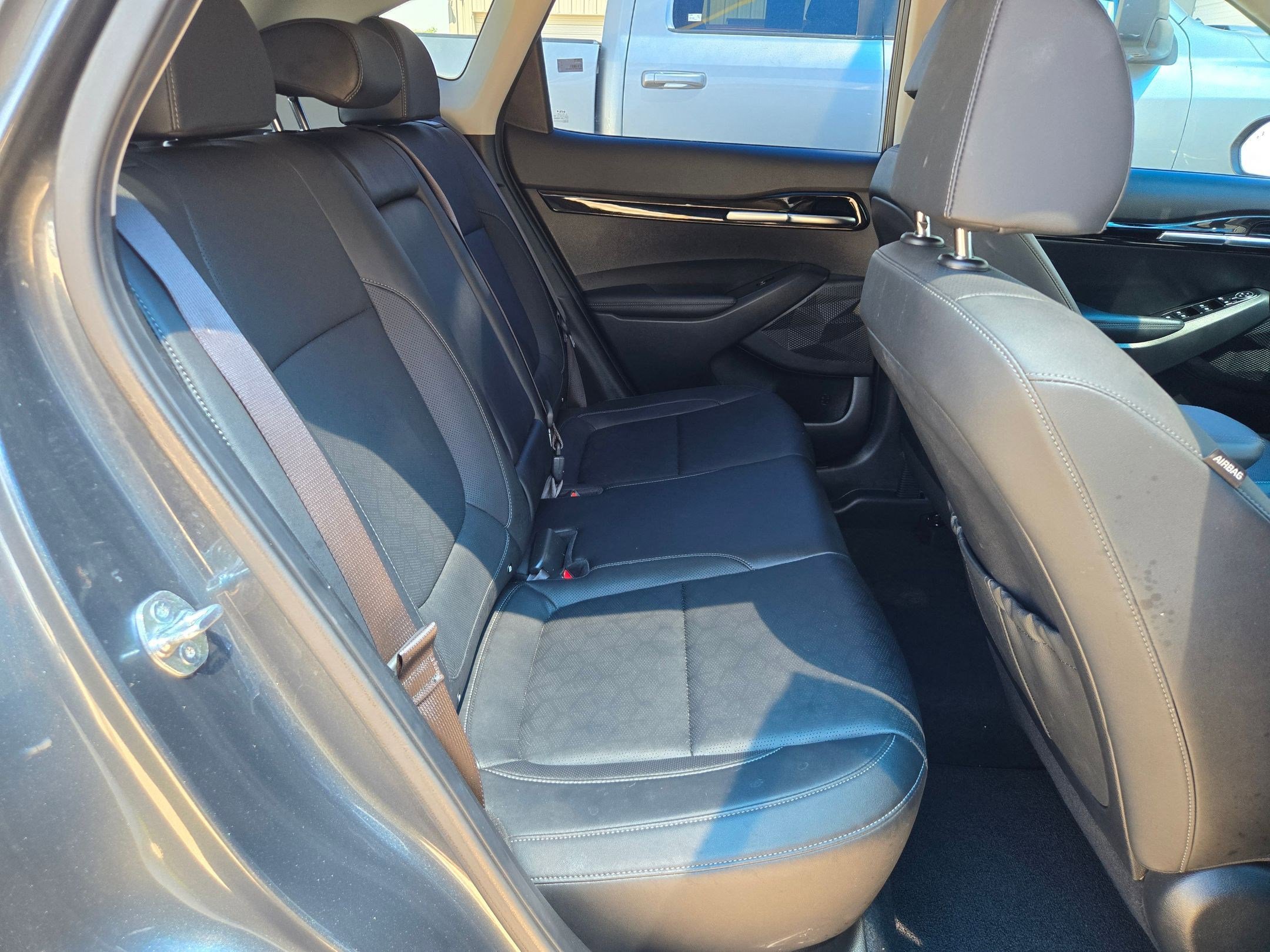 Used 2024 Kia Seltos EX FWD image 22