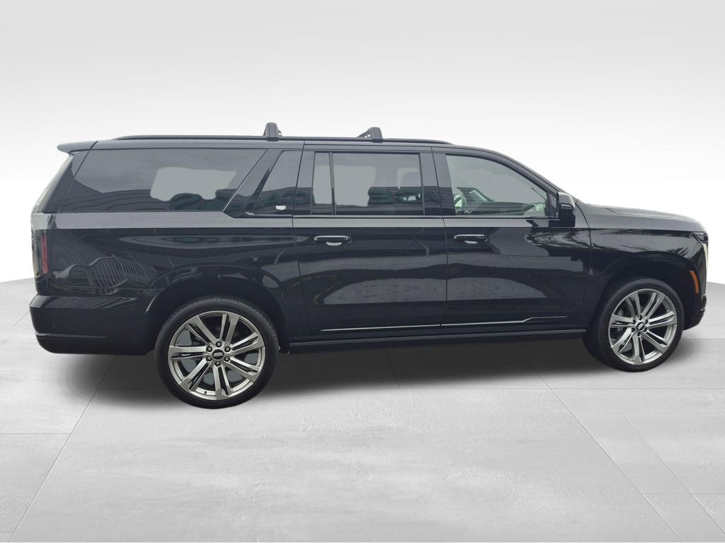 Used 2025 Cadillac Escalade ESV Sport Platinum AWD/4WD image 10