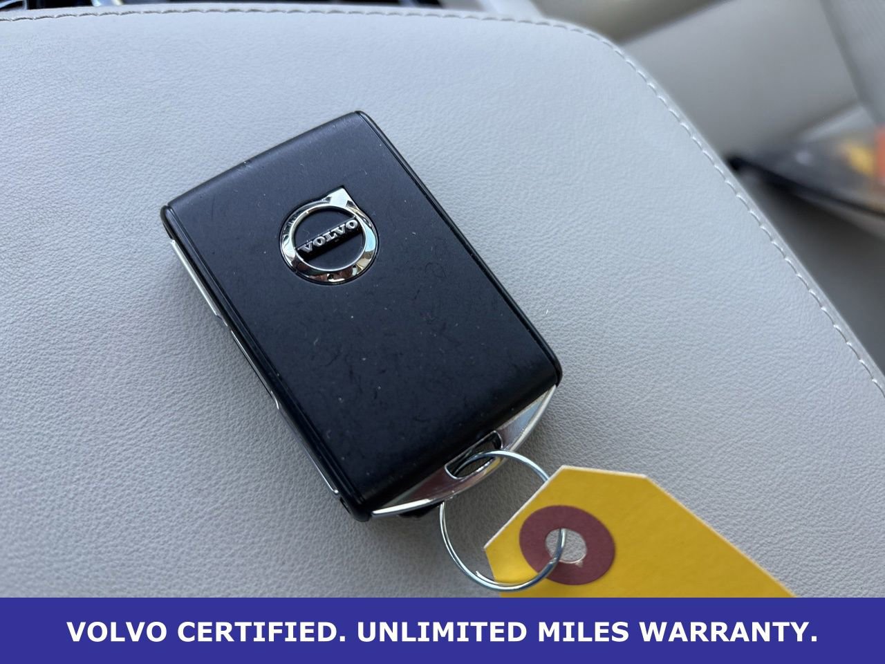 Used 2023 Volvo XC60 B5 Ultimate w/ Climate Package image 27