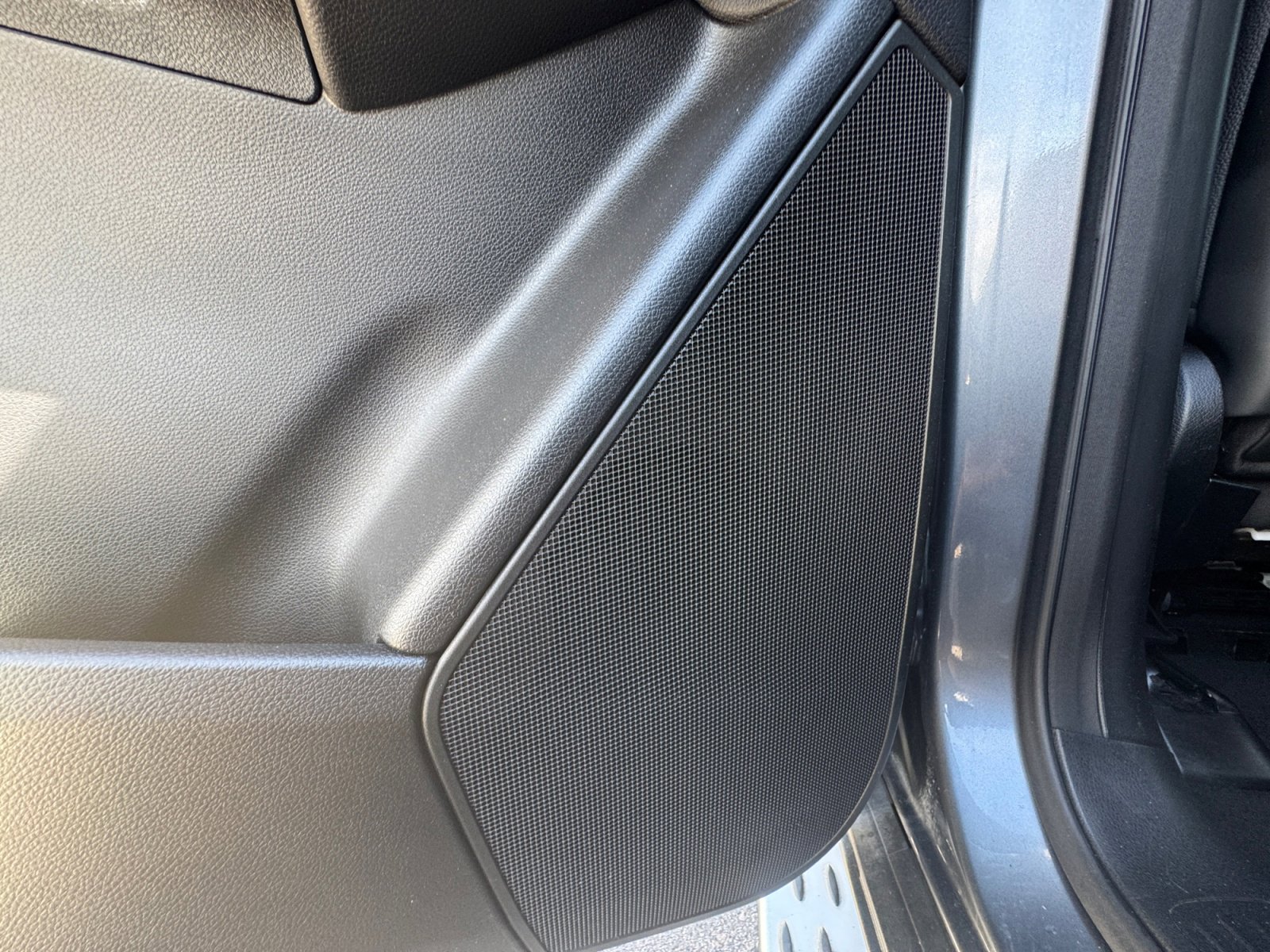 Used 2018 Mercedes-Benz GLE 350 4MATIC image 27