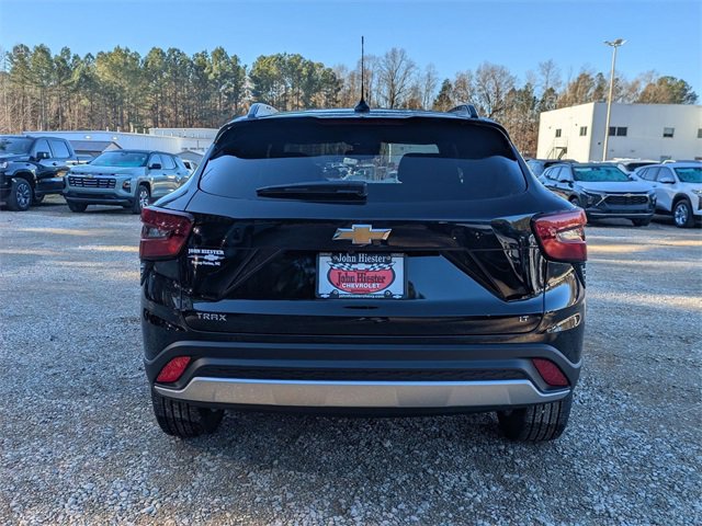 New 2026 Chevrolet Trax LT image 3