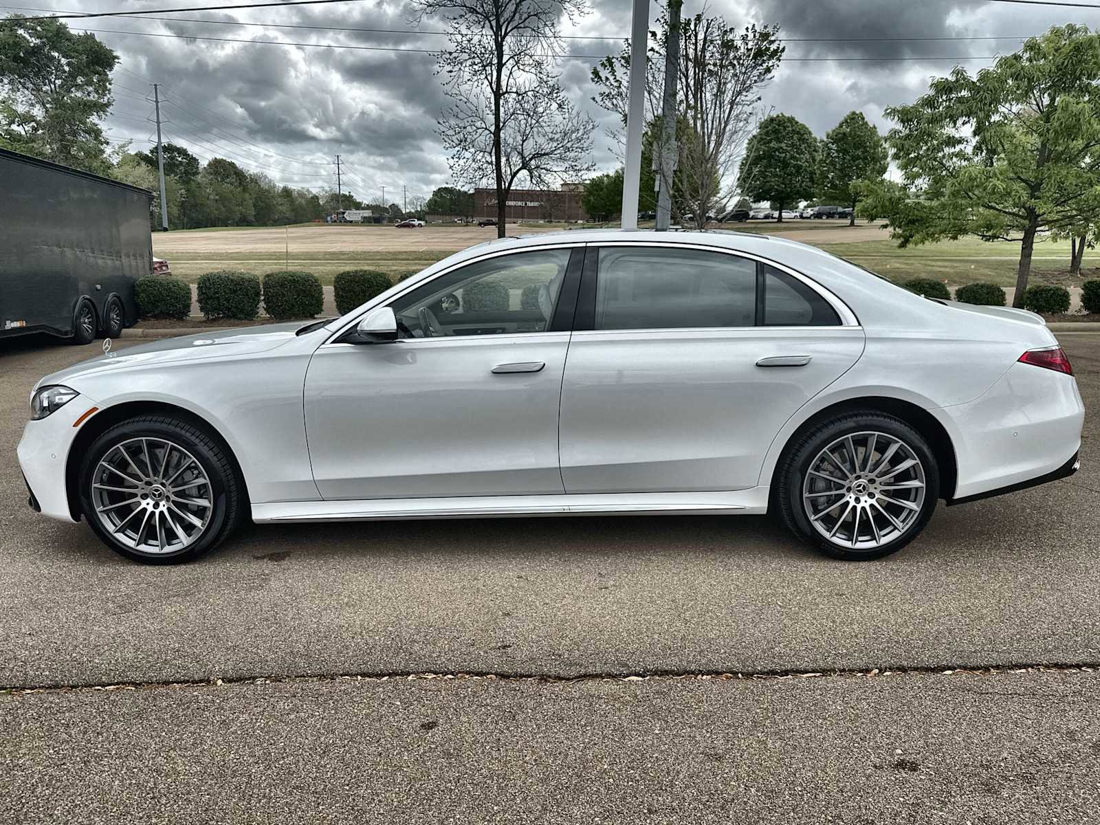 New 2026 Mercedes-Benz S 580 4MATIC Sedan image 5