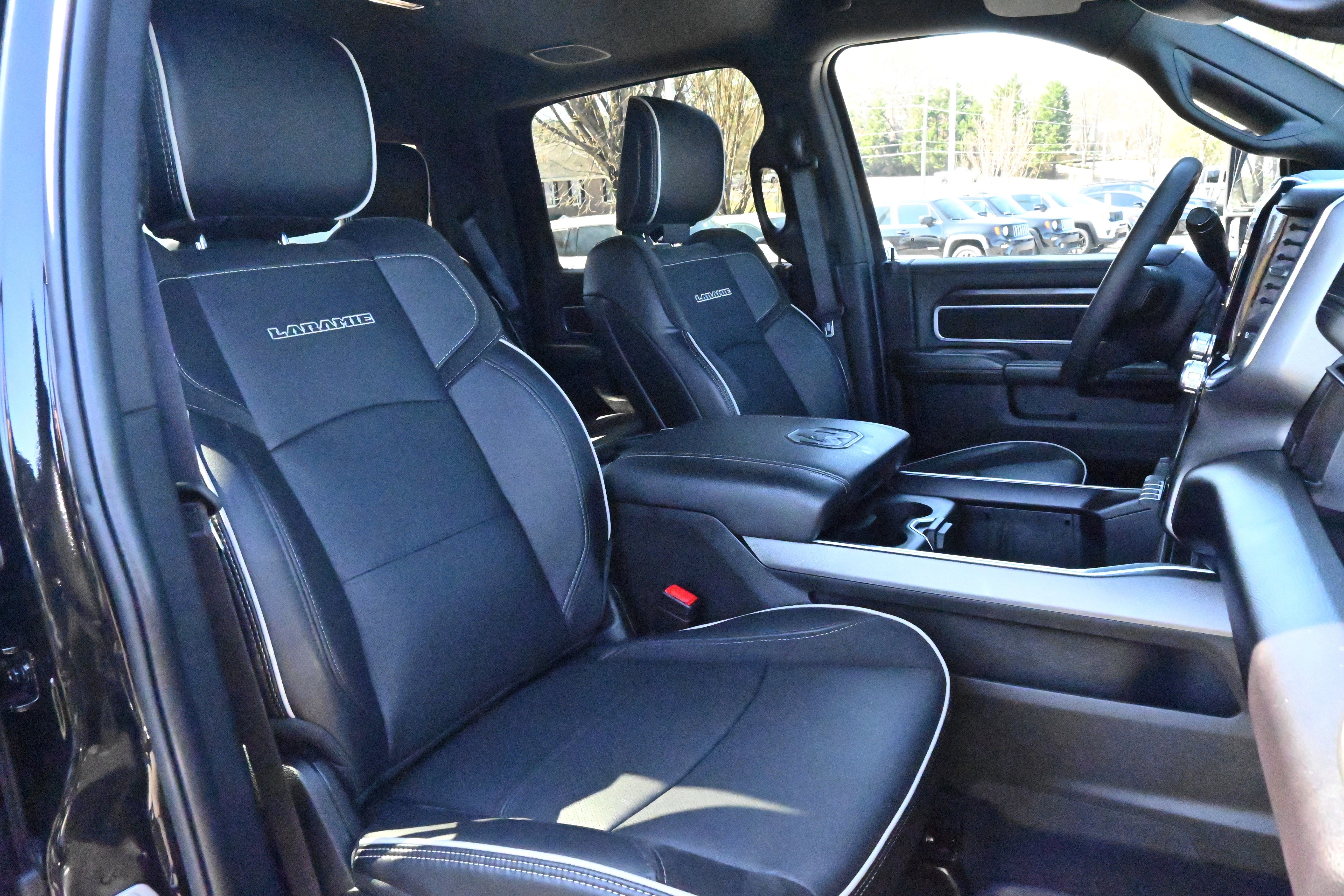 Used 2025 RAM 3500 Laramie w/ Night Edition image 17