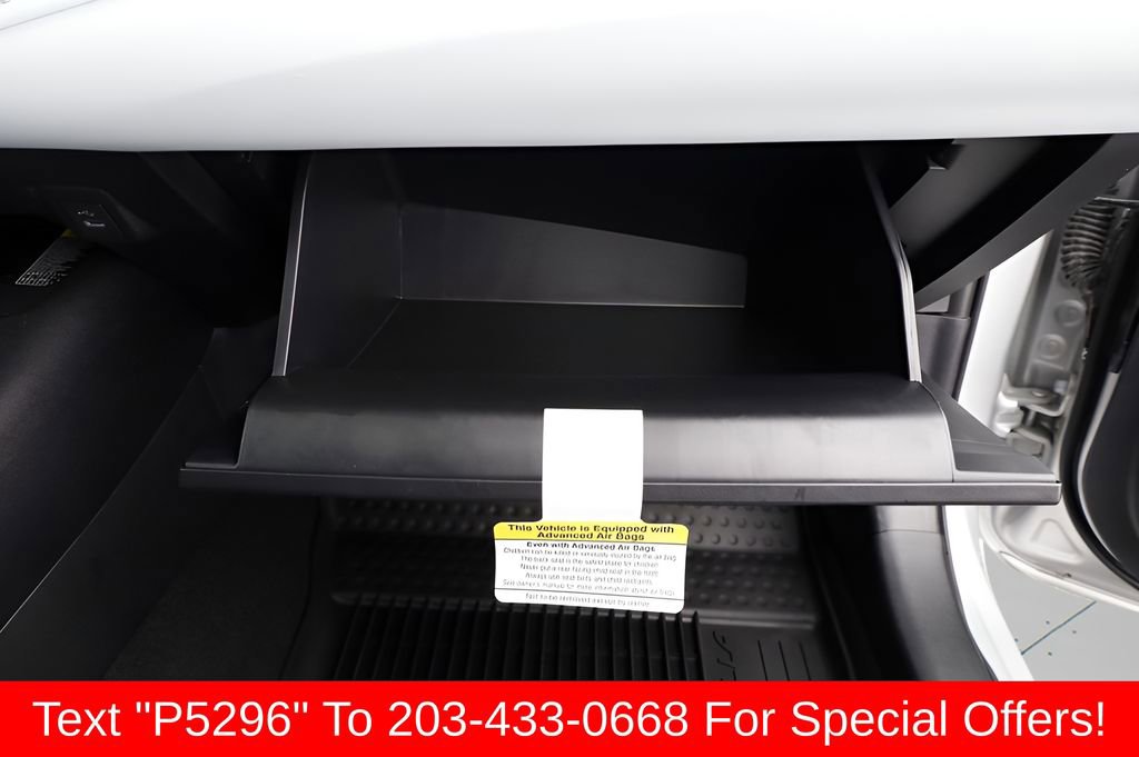 Certified 2025 Toyota Corolla SE w/ SE Premium Package FWD image 40
