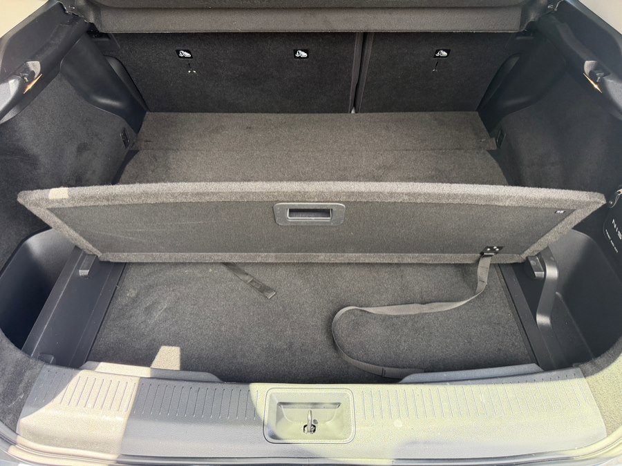 Used 2023 Nissan Ariya FWD image 51