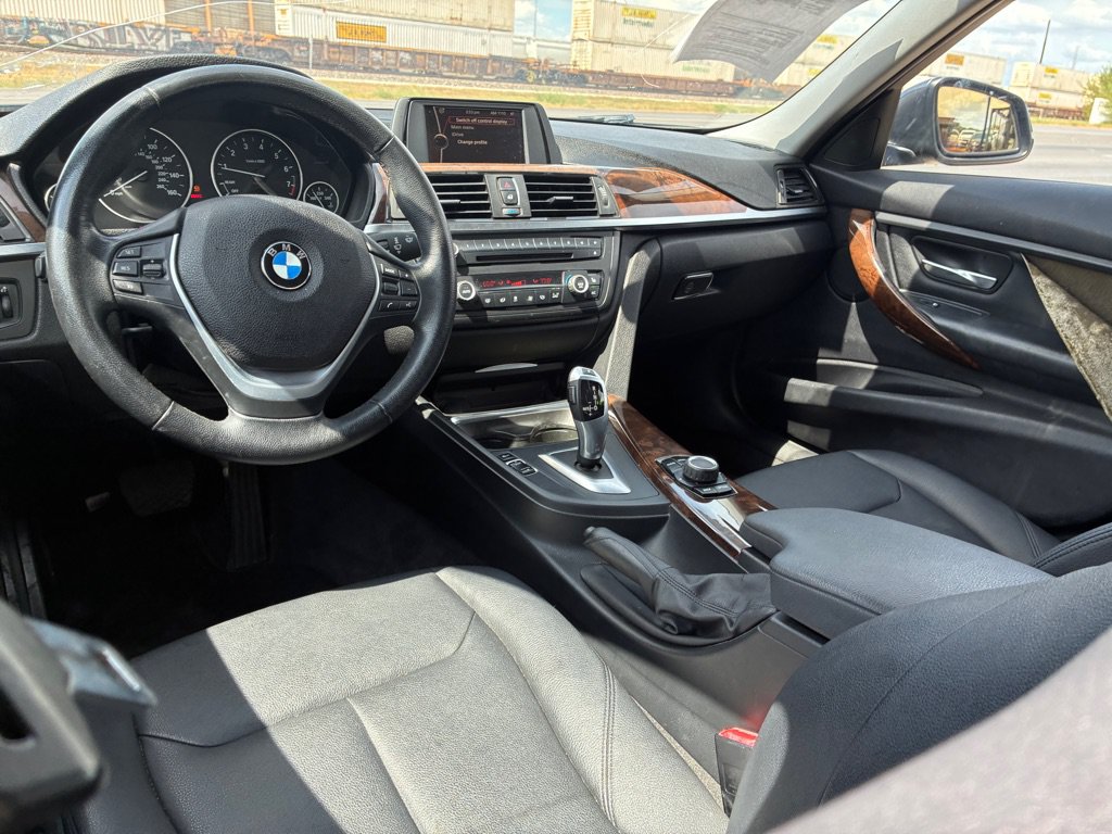 Used 2014 BMW 328i xDrive Sedan AWD/4WD image 28