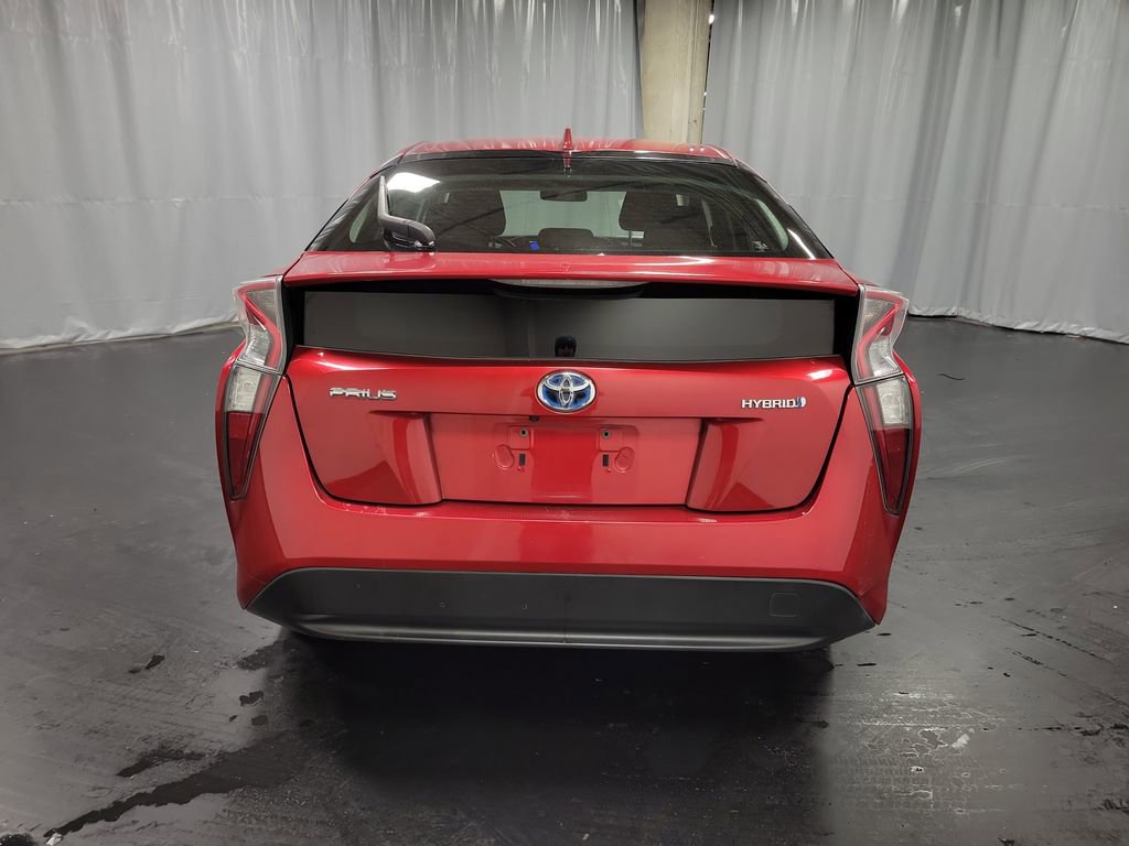 Used 2016 Toyota Prius Three image 7