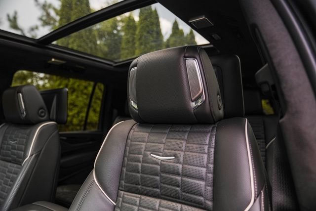 Used 2024 Cadillac Escalade ESV V w/ LPO, Floor Liner Package AWD/4WD image 52