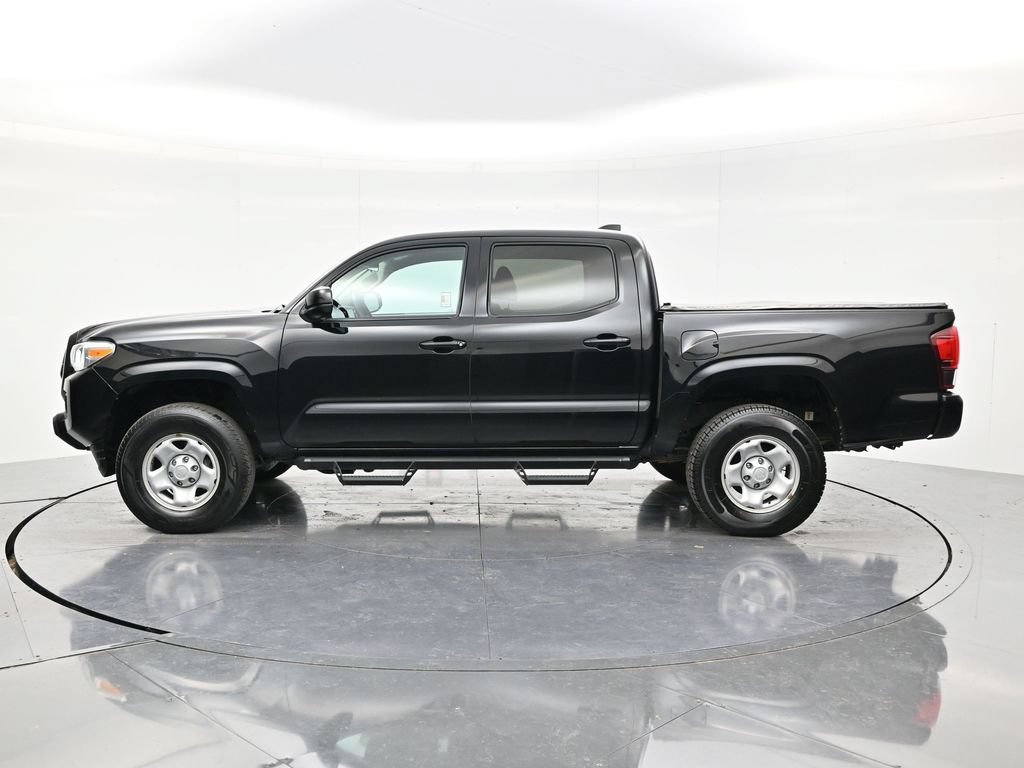 Used 2022 Toyota Tacoma SR AWD/4WD image 8
