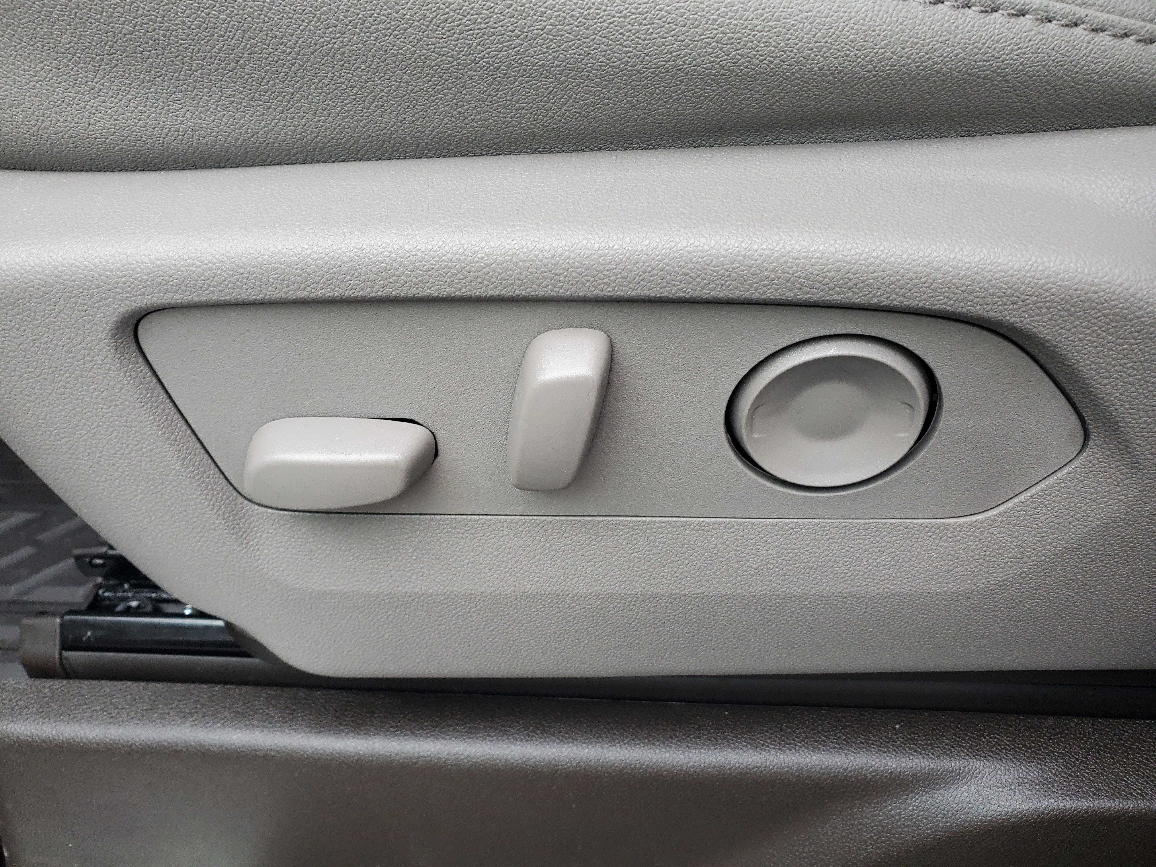 New 2026 Chevrolet Silverado 3500 LTZ w/ LTZ Premium Package image 6