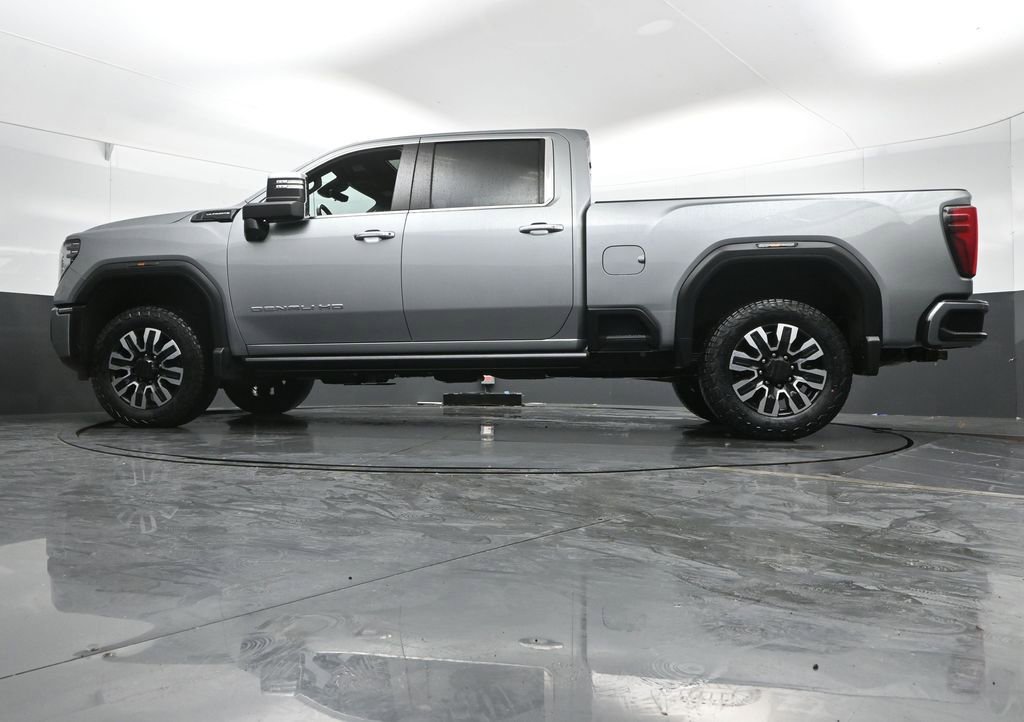 Used 2024 GMC Sierra 3500 Denali Ultimate image 45
