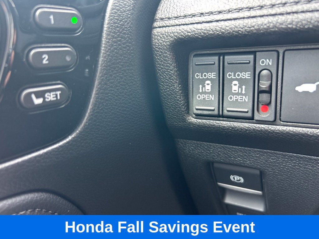 Used 2025 Honda Odyssey Touring image 28
