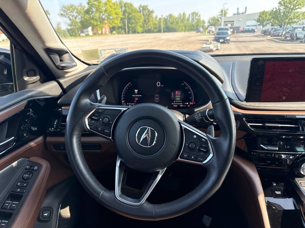 Used 2025 Acura MDX SH-AWD w/ Technology Package image 14