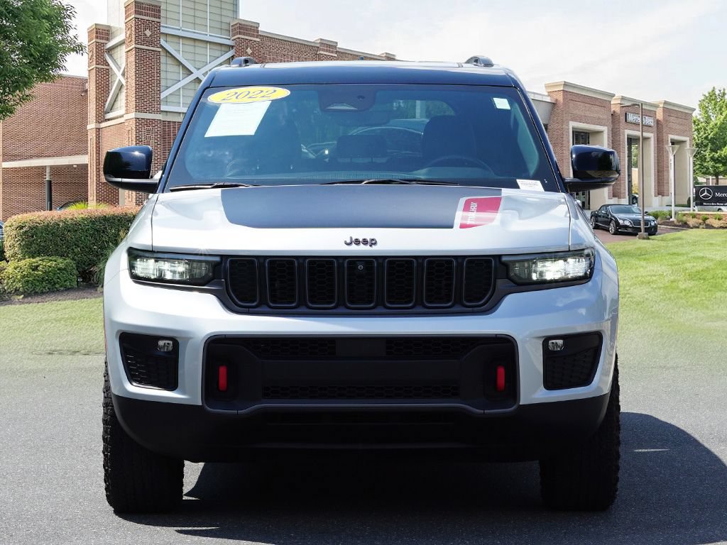 Used 2022 Jeep Grand Cherokee Trailhawk AWD/4WD image 2