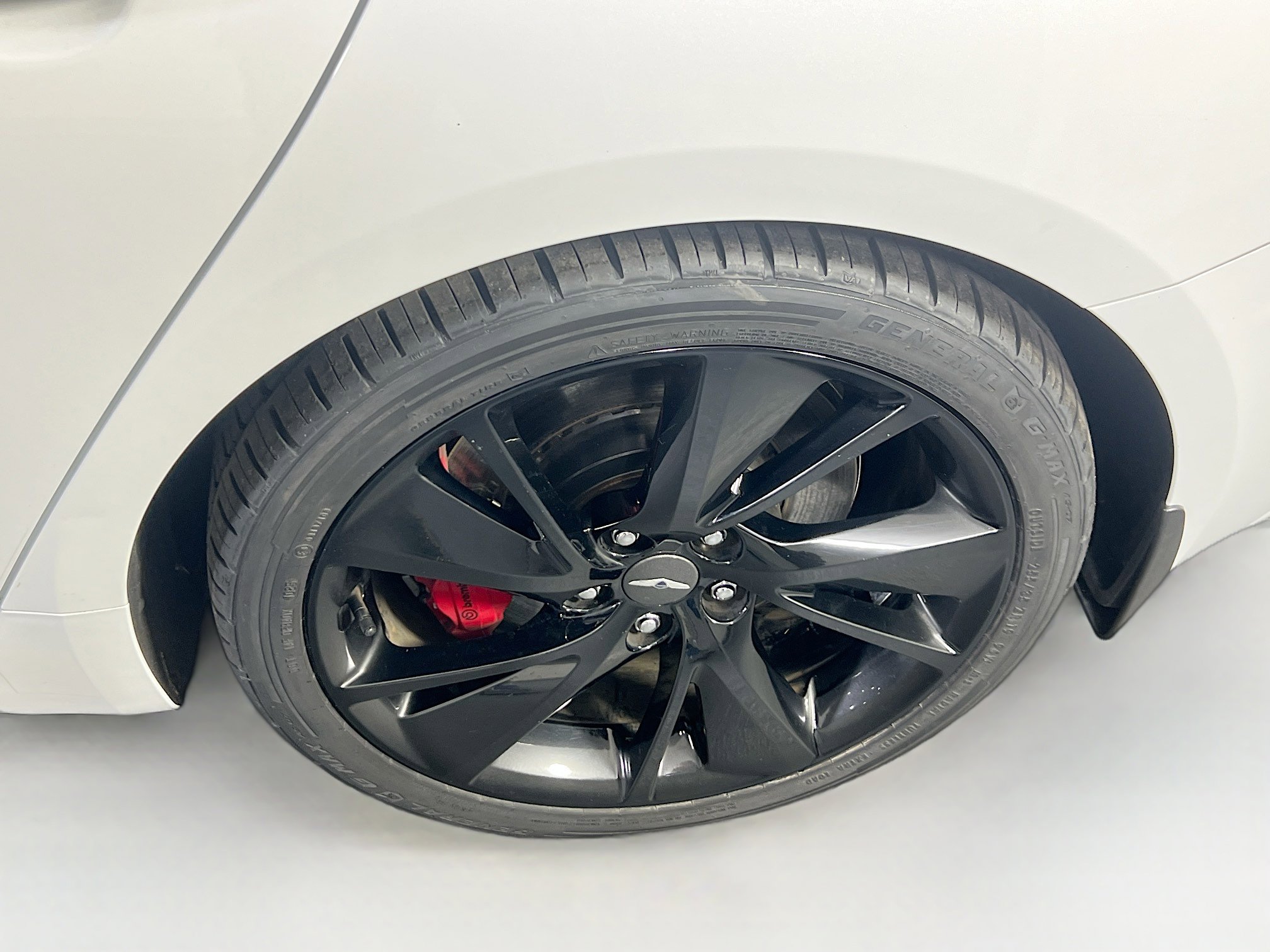 Used 2023 Genesis G70 3.3T w/ Sport Prestige Package image 32