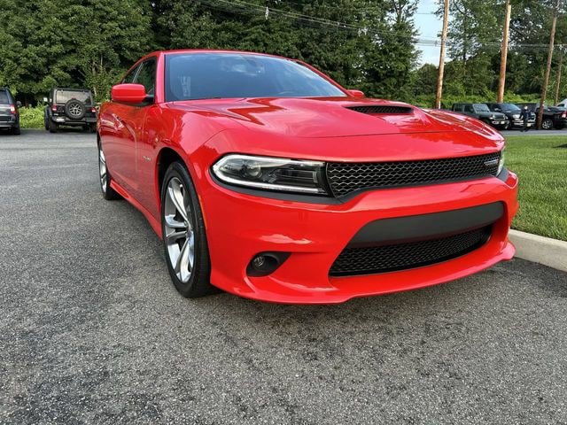 Used 2022 Dodge Charger R/T RWD image 2