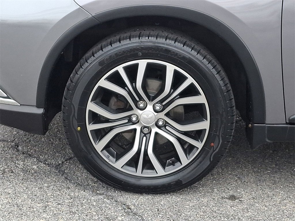Used 2018 Mitsubishi Outlander SE image 8