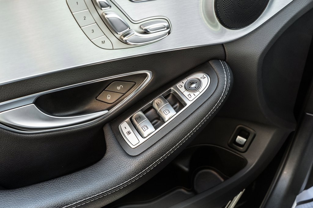 Used 2018 Mercedes-Benz C 300 4MATIC Sedan image 17