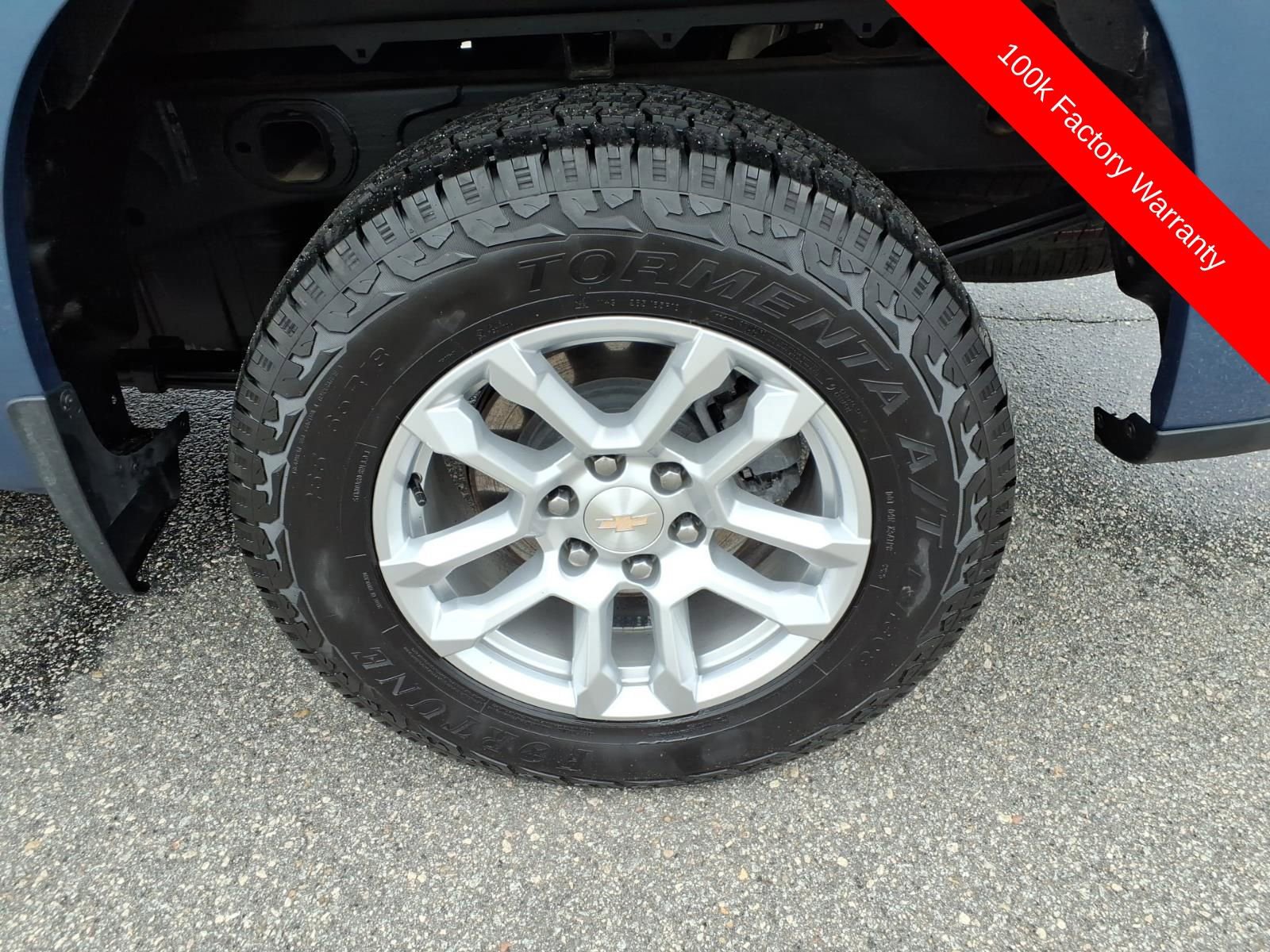 Used 2024 Chevrolet Silverado 1500 LT AWD/4WD image 13