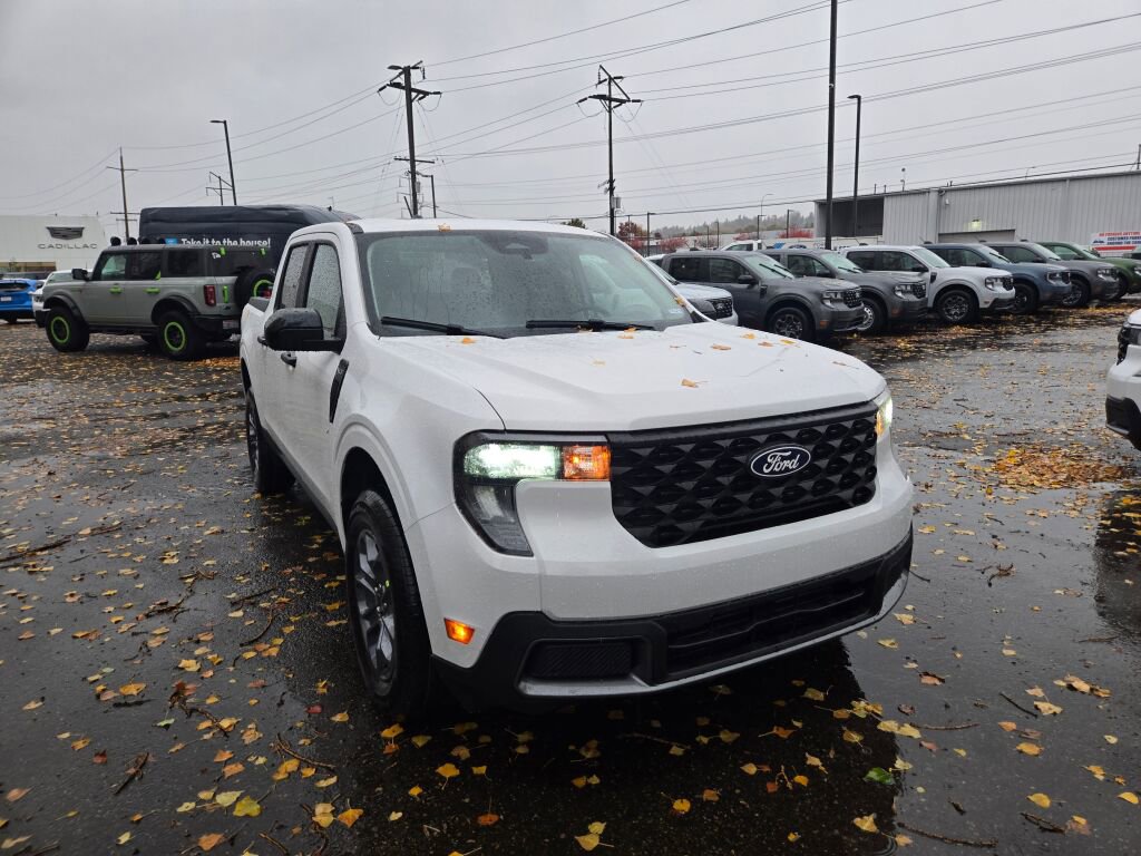 New 2025 Ford Maverick XLT w/ XLT Luxury Package image 3