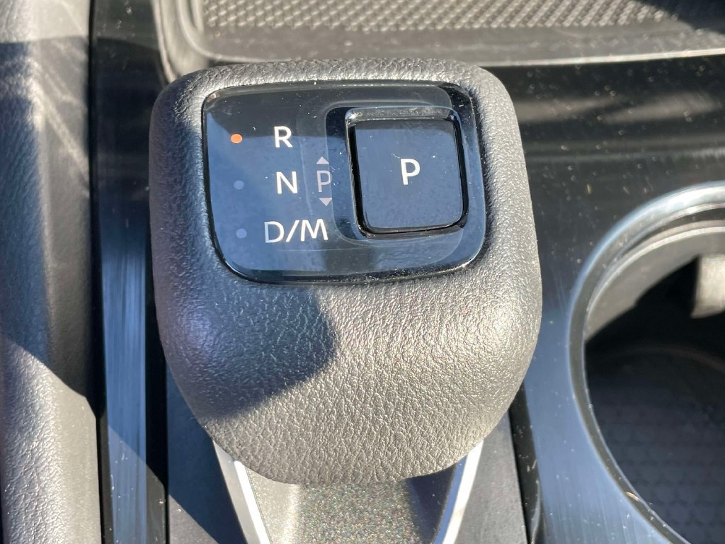 Used 2023 Nissan Rogue S FWD image 29