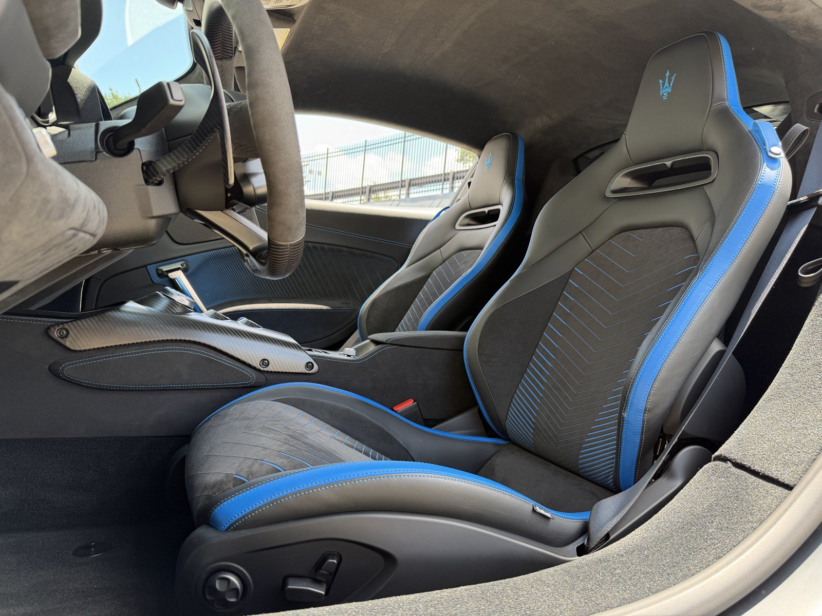 Used 2022 Maserati MC20 Coupe RWD image 15