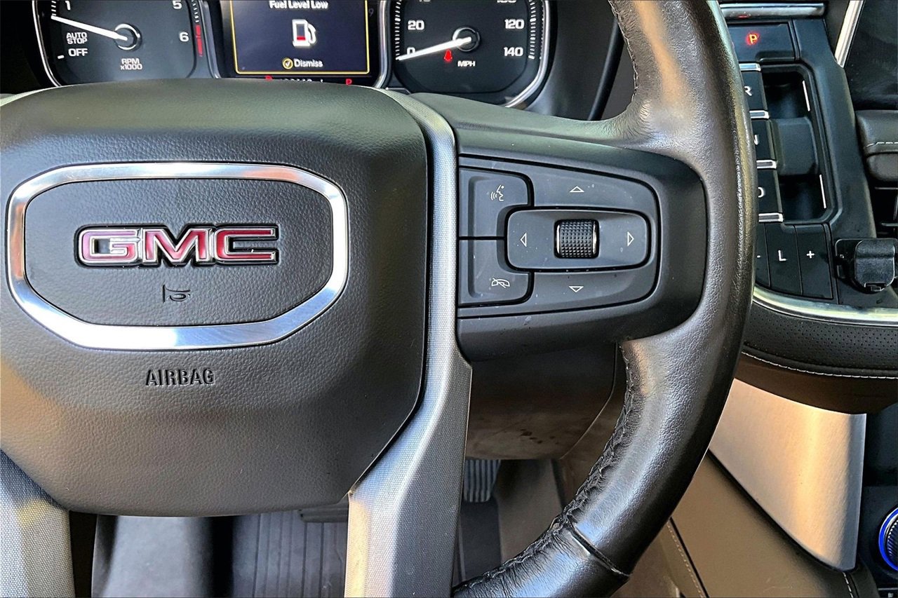 Used 2021 GMC Yukon SLT w/ SLT Luxury Plus Package image 11