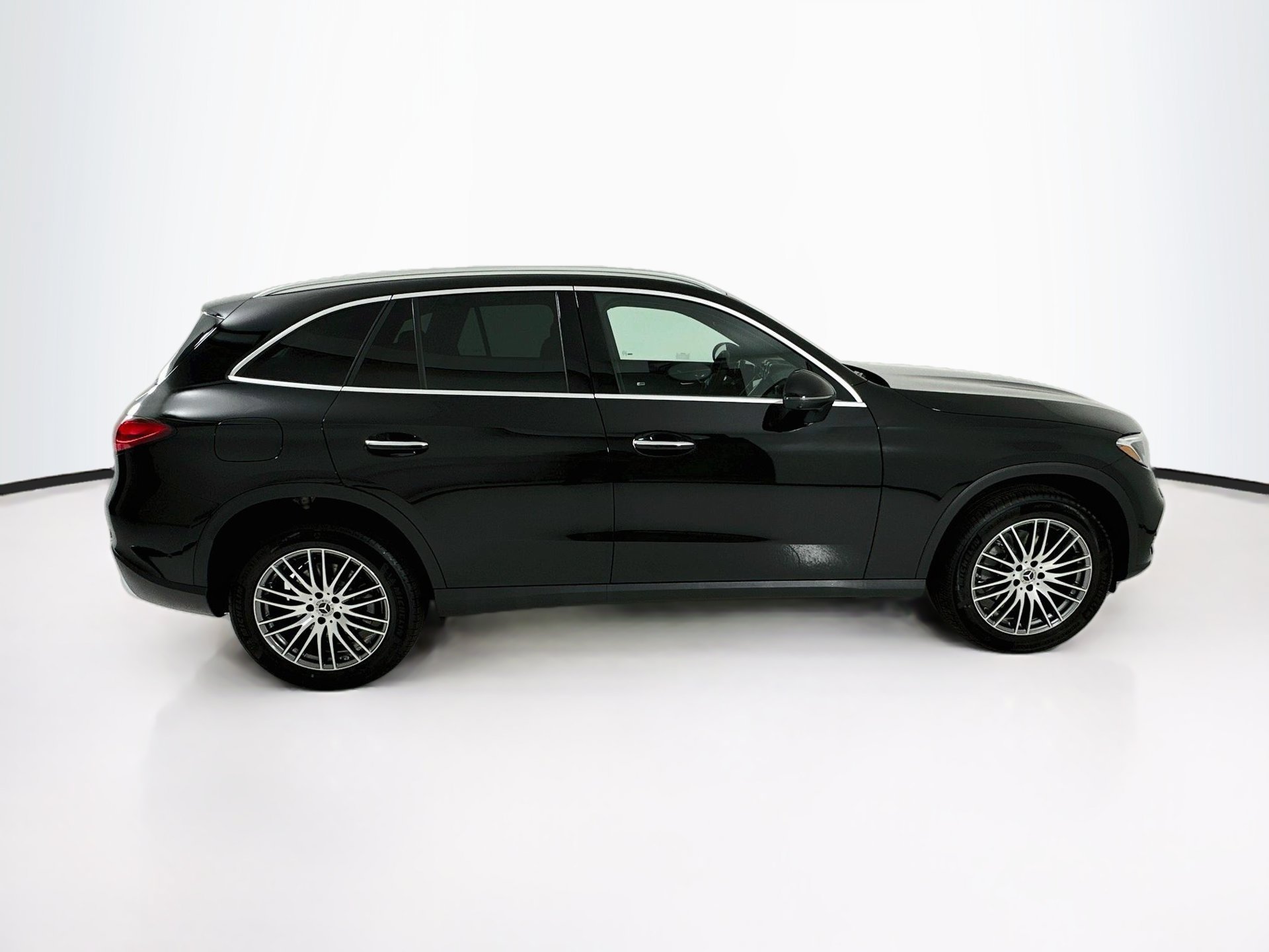 New 2027 Mercedes-Benz GLC 300 image 9