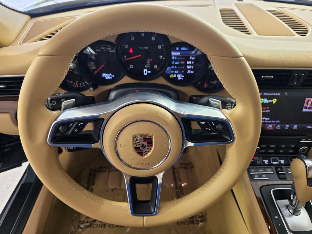 Used 2017 Porsche 911 Carrera RWD image 15