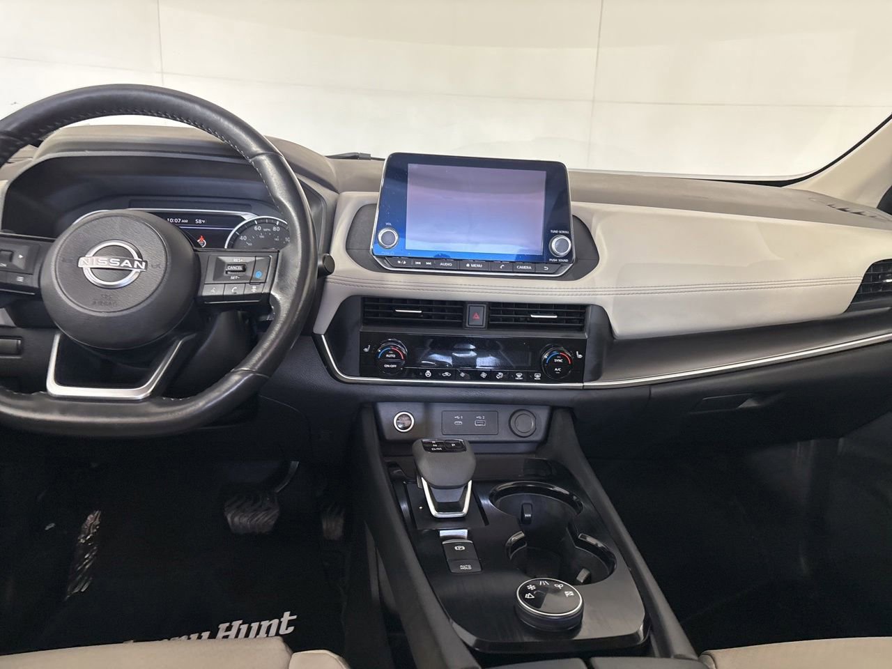 Used 2023 Nissan Rogue SV w/ SV Premium B Package AWD/4WD image 24