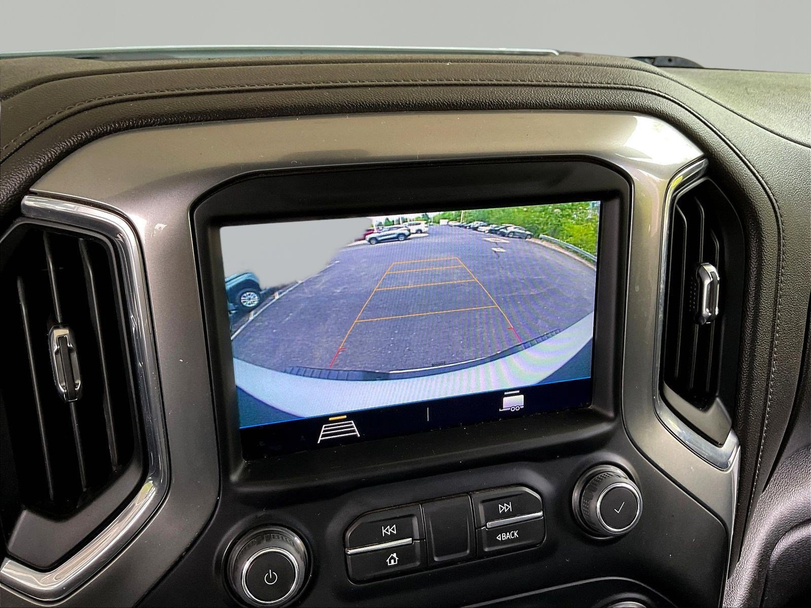 Used 2022 Chevrolet Silverado 2500 LT AWD/4WD image 15