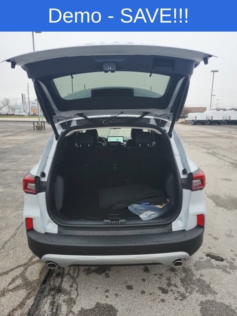 New 2026 Ford Escape SE FWD image 24