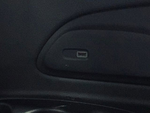 Certified 2025 Chrysler Pacifica Limited image 23